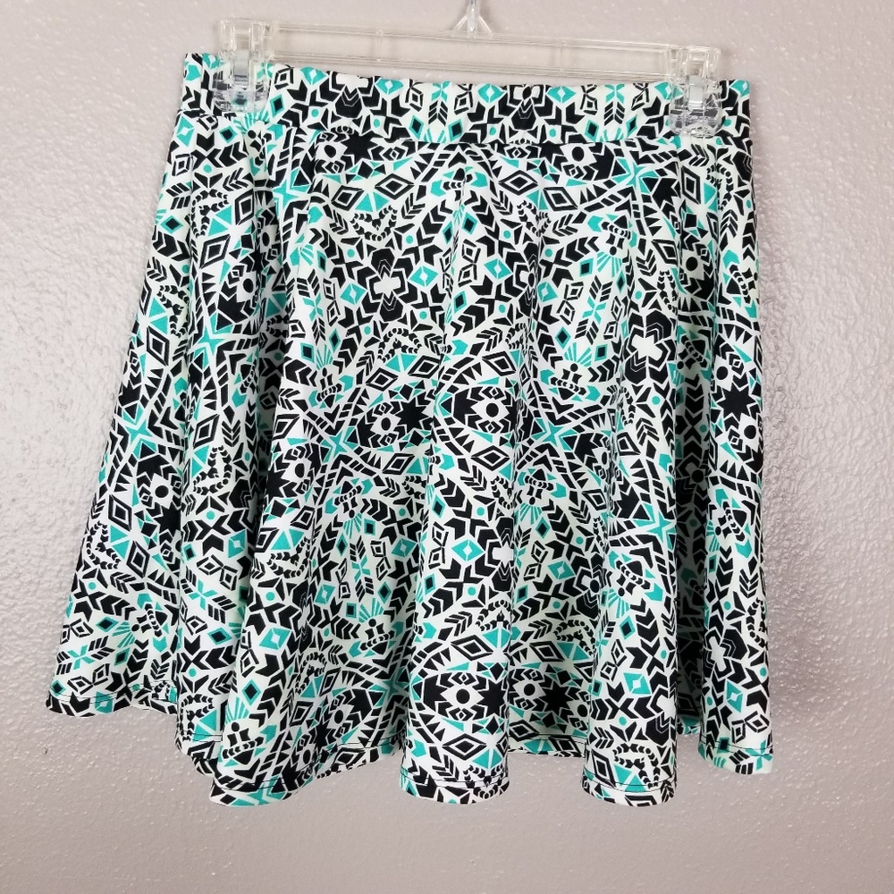 Poetry Girl's Tribal Print Full Skirt L